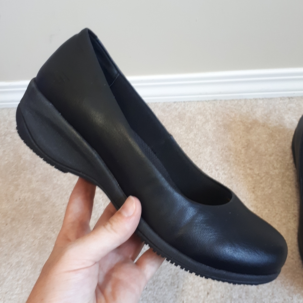 Skechers Black Wedges